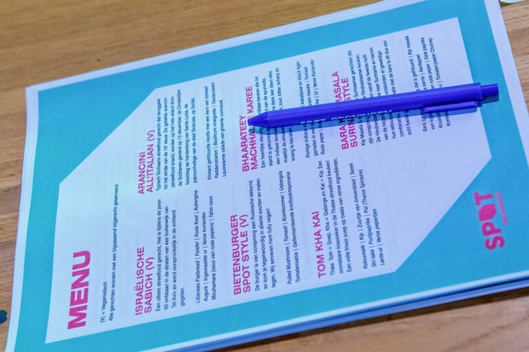 Menu food lab en pen