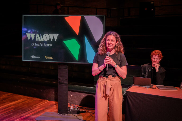 Presentator bij New Technology - 'The live-event of 2050’