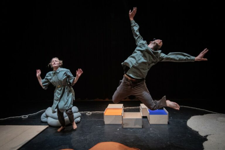 Landing (0 t/m 4 jaar) - Jasmin Hasler