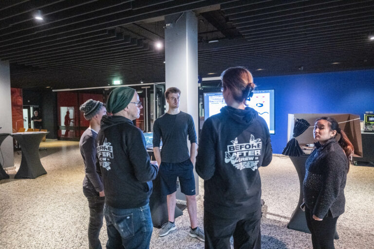 Deelnemers Crosswise in De Oosterpoort.