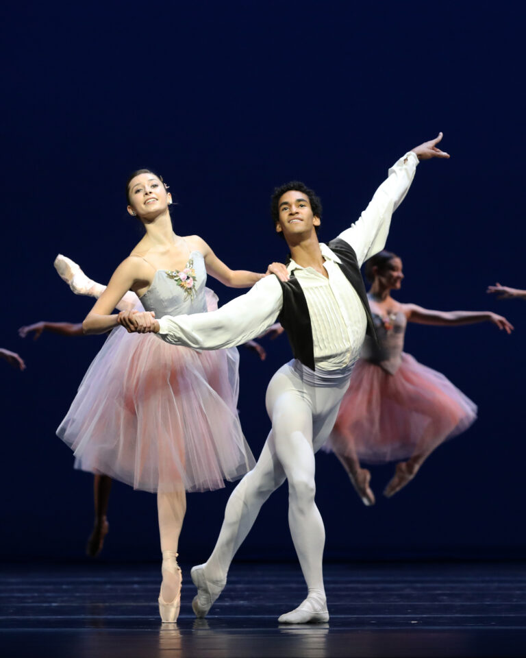 Duet met twee balletdansers