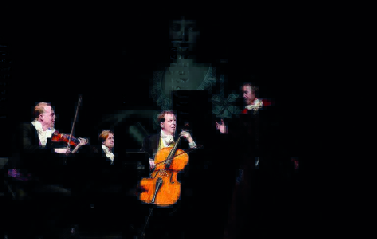 thomhoffman met het storioni trio op het podium