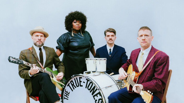 Michelle David & The True-Tones