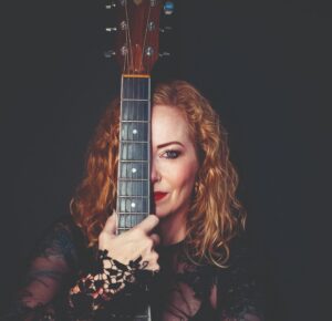 Anneke van Giersbergen