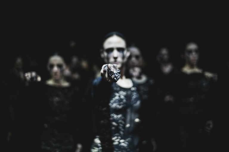 INTO THE HAIRY – NDT 1 AND SHARON EYAL DANCE ©Rahi Rezvani 2025_online_6