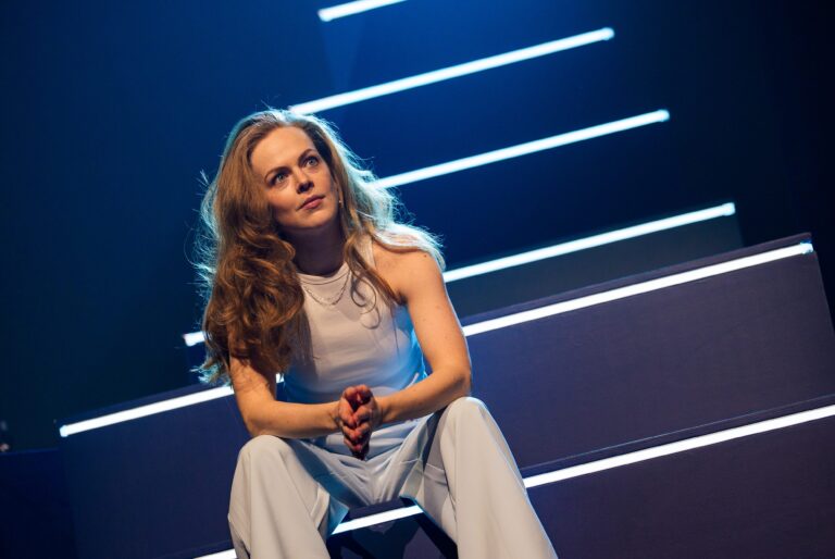 Scènefoto 2 – Lisa Ostermann – De Baas – fotocredits Sjoerd Derine