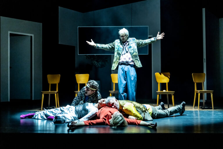 Scènefoto De Opvolgers (c) Willem van Walderveen_4