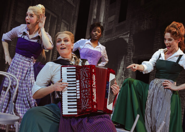 Theater Oostpool en TEC Entertainment – ALETTA de musical – foto Juliette de Groot (10)