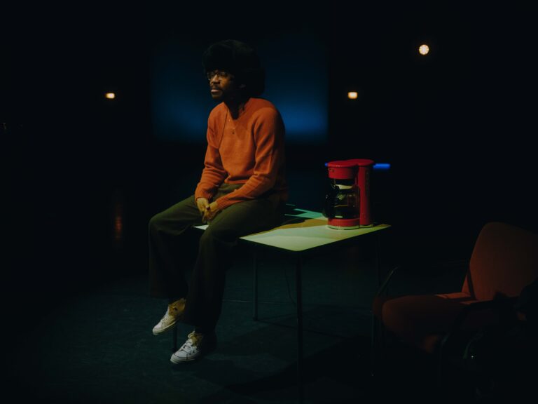 Weg van dit feestje – Gerson Main_Productiehuis Mozaïek – Credits Selwyn de Wind (12)