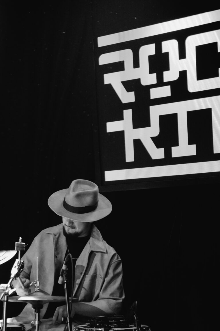 2025-11-08_ReubenJames_FGZ_Rockit050_CasperMaas_CMA9245