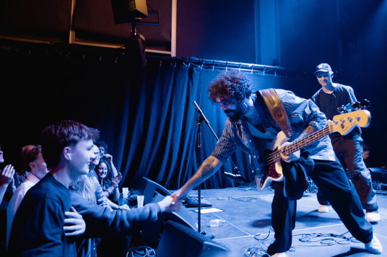 2025-11-08_VincenGarcia_FGZ_Rockit050_CasperMaas_CMA9665