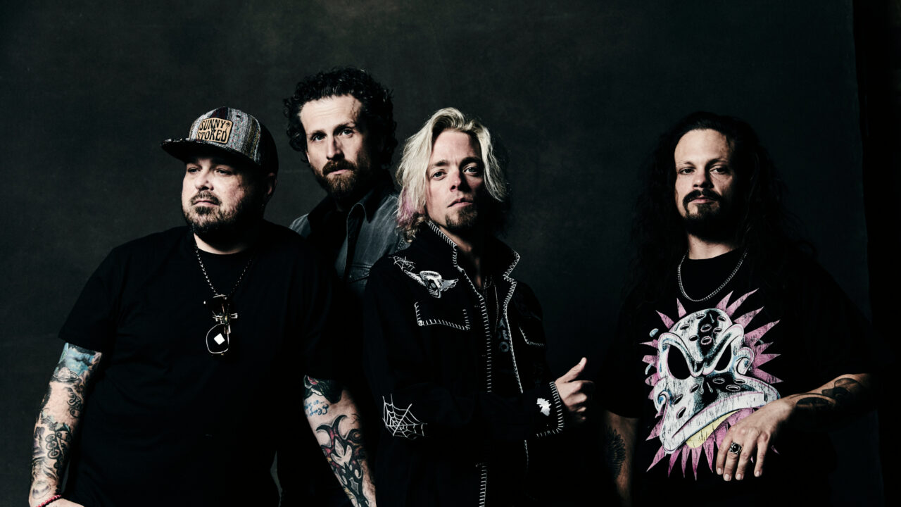 Black Stone Cherry - The Celebrate Tour in De Oosterpoort, Groningen