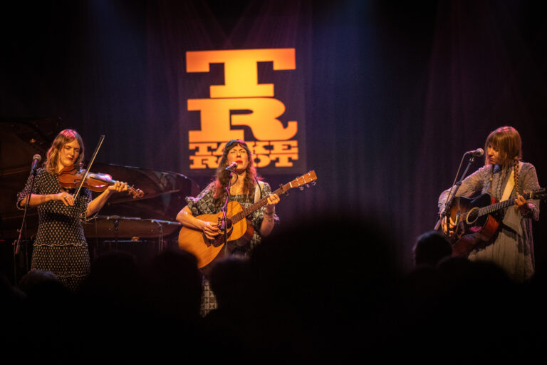 TakeRoot-2025-NielsKnelis-0012-DSC_1498