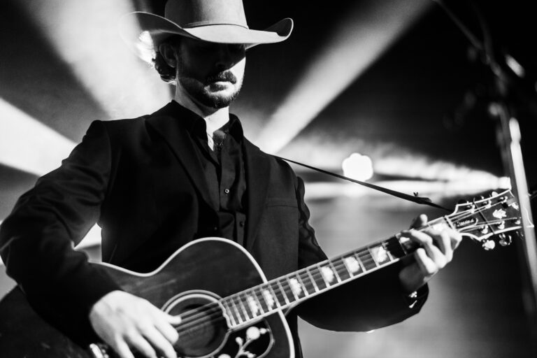 TakeRoot-2025-NielsKnelis-0077-DSC_2023