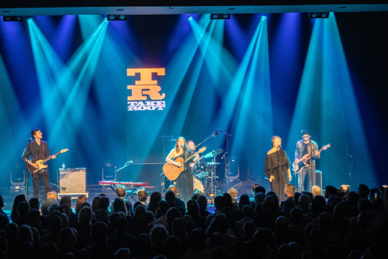 TakeRoot-2025-NielsKnelis-0092-DSC_2300