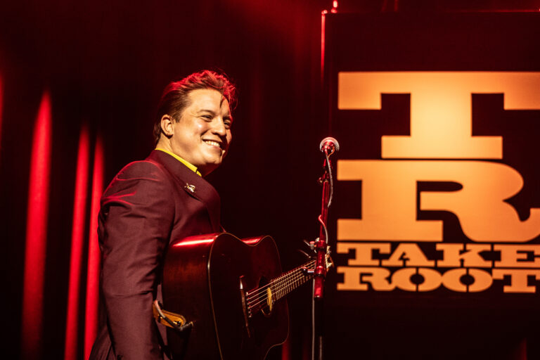 TakeRoot-2025-NielsKnelis-0101-DSC_2359