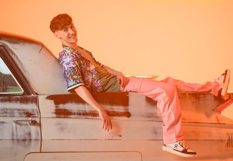 Extra show Job Dutchtuber Nostalgie - De Tour