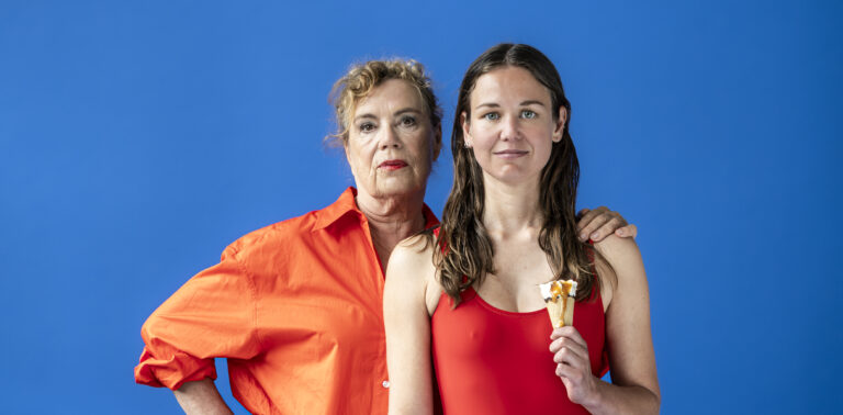 Compagnie Red, Yellow and Blue