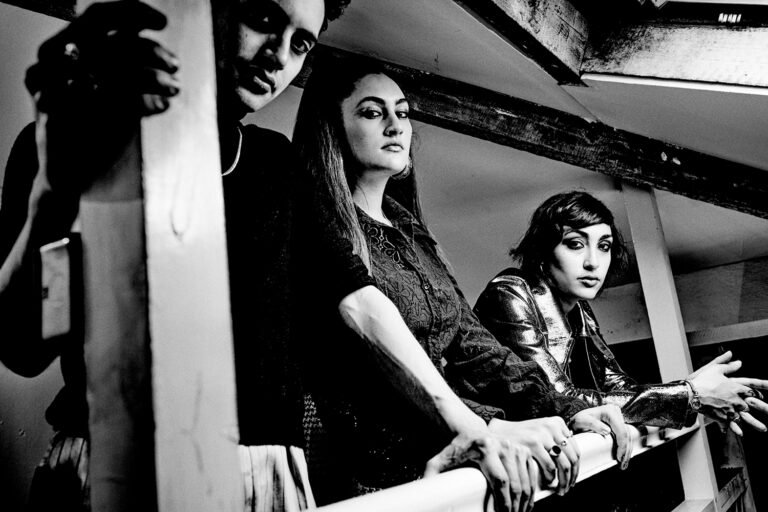 Kitty, Daisy & Lewis