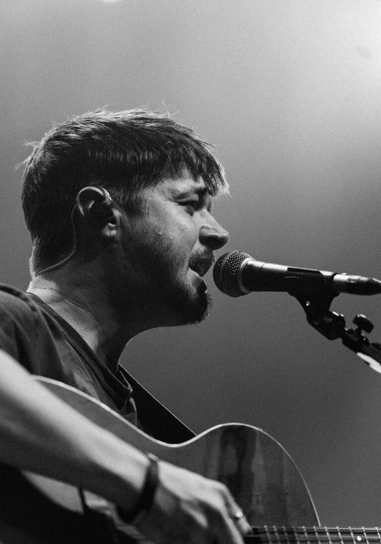 Josiah and the Bonnevilles XXX06233