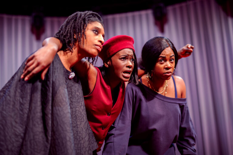 Sisterhood Theater Rotterdam Romana Vrede c Bete van Meeuwen (2)