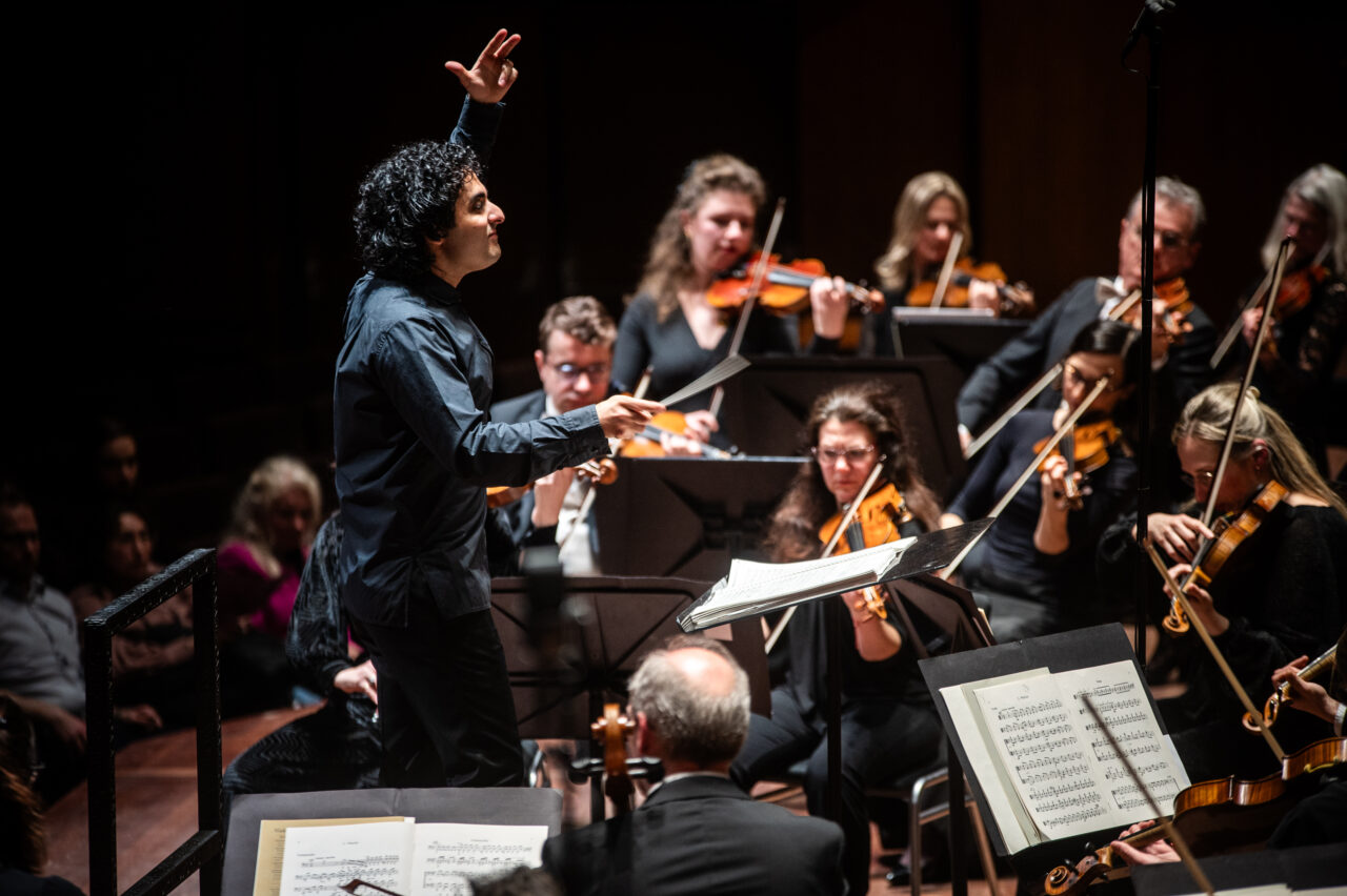 Noord Nederlands Orkest en Alexei Volodin in De Oosterpoort, Groningen