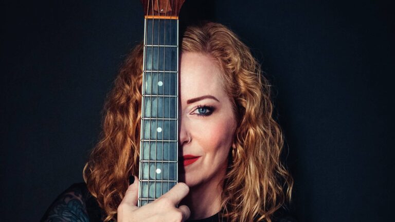 Anneke van Giersbergen
