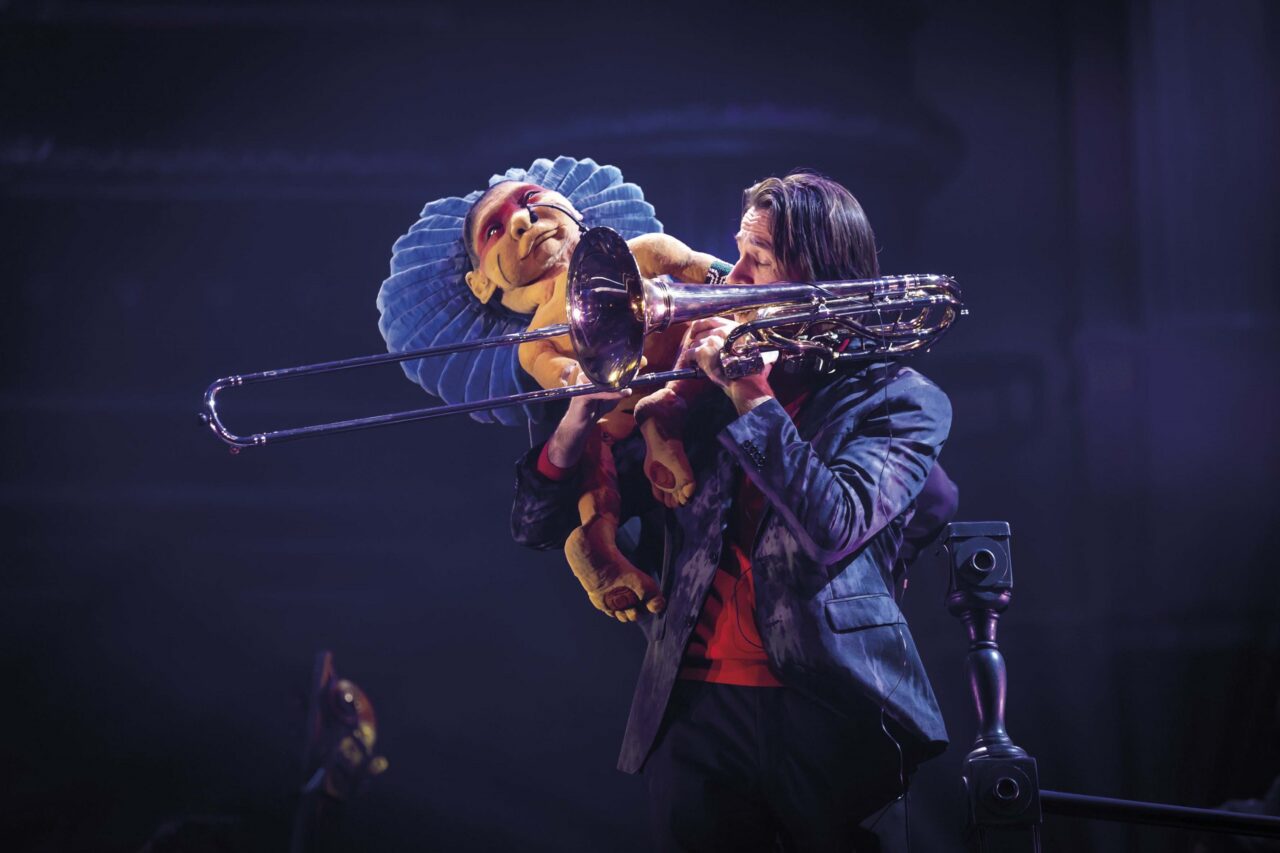 Nederlands Blazers Ensemble & Duda Paiva Company in De Oosterpoort, Groningen