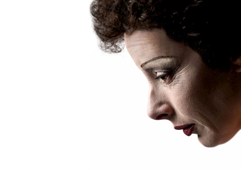 Promobeeld Piaf – liggend – Fotograaf Annemieke van der Togt (1)